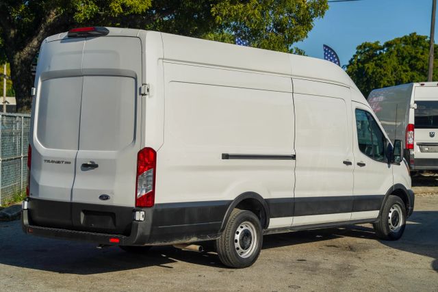 
								2022 Ford Transit 250 Cargo Van High Roof Extended Length Van 3D full									