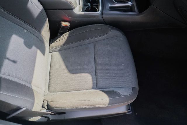 
								2020 Dodge Charger SXT Sedan 4D full									