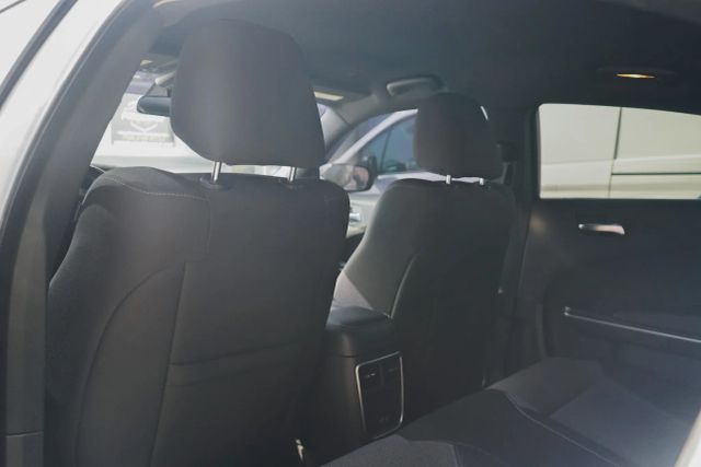 
								2020 Dodge Charger SXT Sedan 4D full									