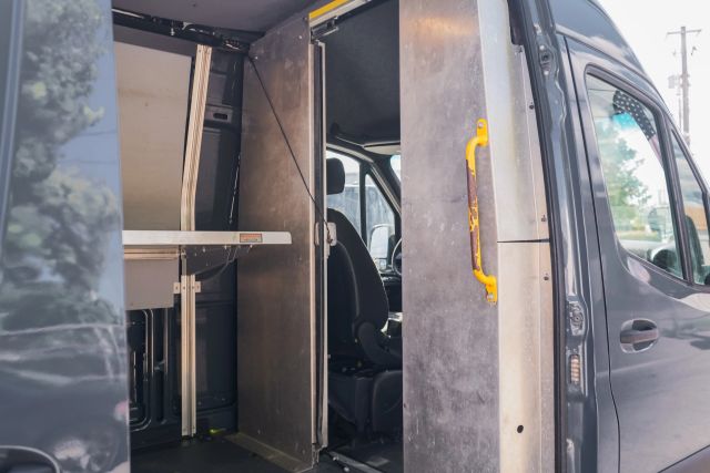 
								2019 Mercedes-Benz Sprinter 2500 Cargo High Roof w/170  WB Van 3D full									