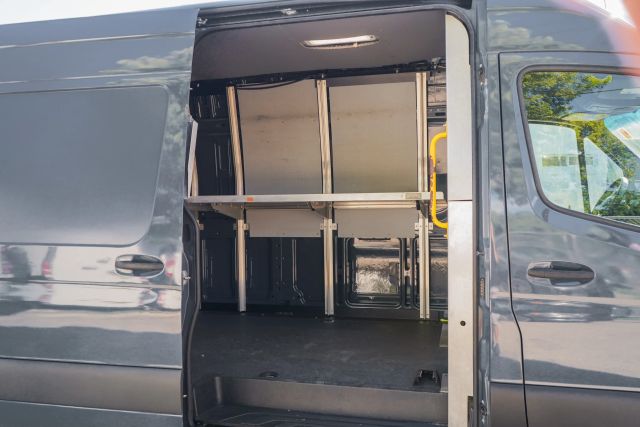 
								2019 Mercedes-Benz Sprinter 2500 Cargo High Roof w/170  WB Van 3D full									