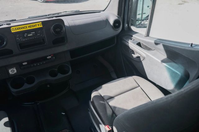 
								2019 Mercedes-Benz Sprinter 2500 Cargo High Roof w/170  WB Van 3D full									