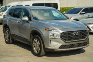 2022 Hyundai Santa Fe SE Sport Utility 4D