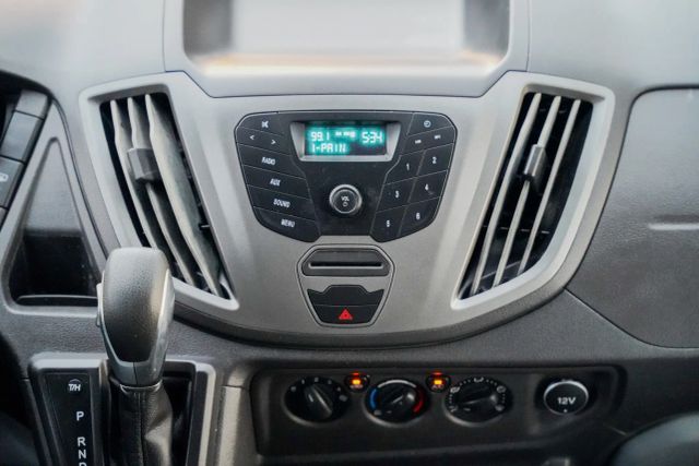 
								2018 Ford Transit 350 Wagon XL w/Medium Roof w/Sliding Side Door Van 3D full									