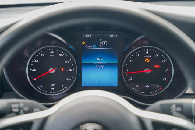 
								2021 Mercedes-Benz GLC GLC 300 Sport Utility 4D full									