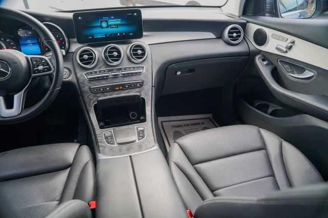 
								2021 Mercedes-Benz GLC GLC 300 Sport Utility 4D full									