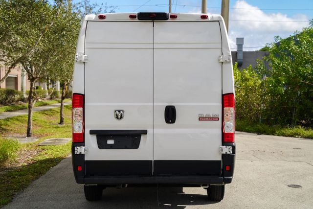 
								2021 Ram ProMaster Cargo Van 3500 High Roof Extended Van 3D full									