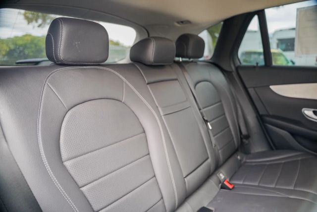 
								2021 Mercedes-Benz GLC GLC 300 Sport Utility 4D full									