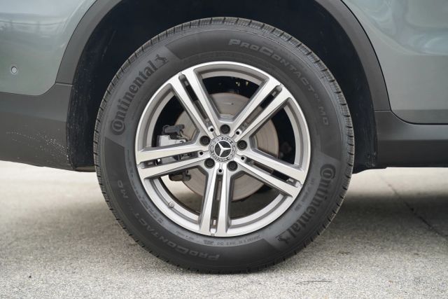 
								2021 Mercedes-Benz GLC GLC 300 Sport Utility 4D full									