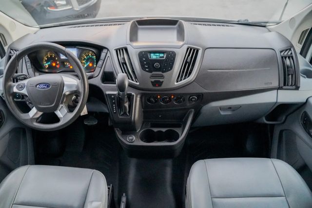 
								2018 Ford Transit 350 Wagon XL w/Medium Roof w/Sliding Side Door Van 3D full									