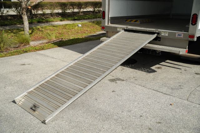 
								2019 Ford Transit Cab & Chassis 350 HD Cab & Chassis 2D full									