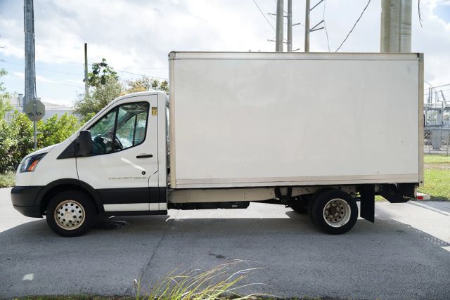 
								2019 Ford Transit Cab & Chassis 350 HD Cab & Chassis 2D full									