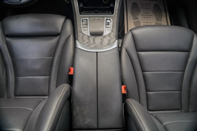 
								2021 Mercedes-Benz GLC GLC 300 Sport Utility 4D full									