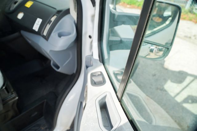 
								2019 Ford Transit Cab & Chassis 350 HD Cab & Chassis 2D full									