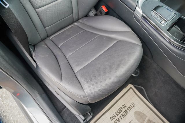 
								2021 Mercedes-Benz GLC GLC 300 Sport Utility 4D full									