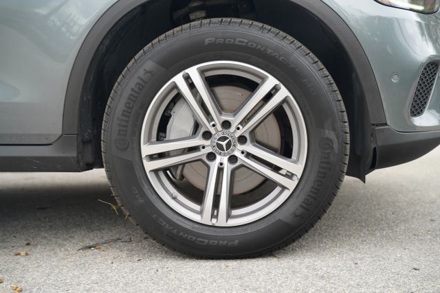 
								2021 Mercedes-Benz GLC GLC 300 Sport Utility 4D full									