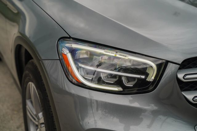 
								2021 Mercedes-Benz GLC GLC 300 Sport Utility 4D full									