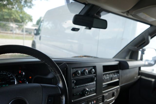 
								2019 Chevrolet Express 2500 Cargo Van 3D full									