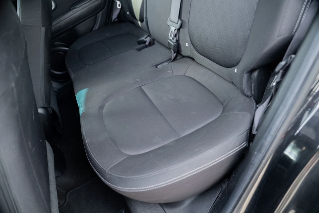 
								2017 Kia Soul Wagon 4D full									