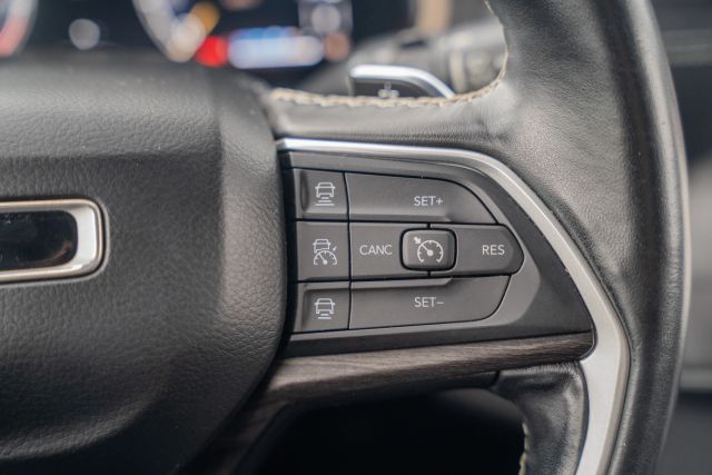 
								2021 Jeep Grand Cherokee L Limited Sport Utility 4D full									