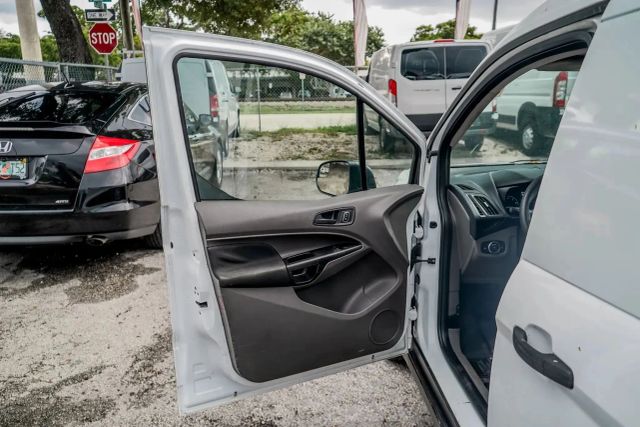 
								2019 Ford Transit Connect Cargo XL Van 4D full									