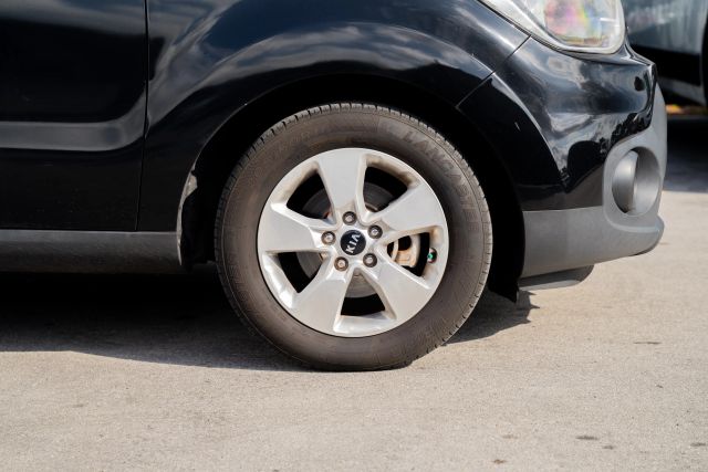 
								2017 Kia Soul Wagon 4D full									