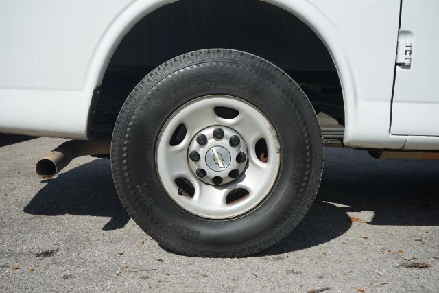 
								2019 Chevrolet Express 2500 Cargo Van 3D full									