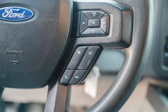 
								2021 Ford E350 Super Duty Cutaway Cutaway Van 2D full									