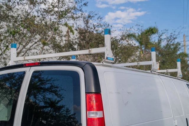 
								2018 GMC Savana 2500 Cargo Extended Van 3D full									