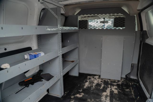 
								2019 Nissan NV200 S Van 4D full									