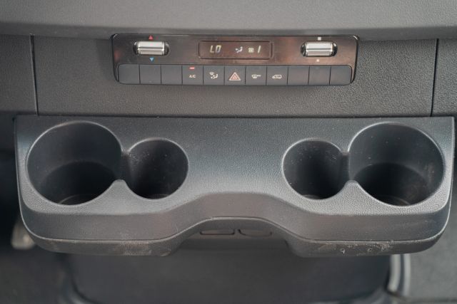 
								2020 Mercedes-Benz Sprinter 2500 Cargo High Roof w/170  WB Van 3D full									