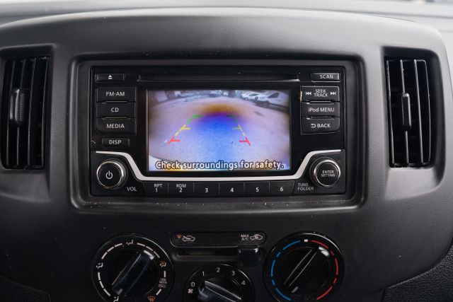 
								2019 Nissan NV200 S Van 4D full									