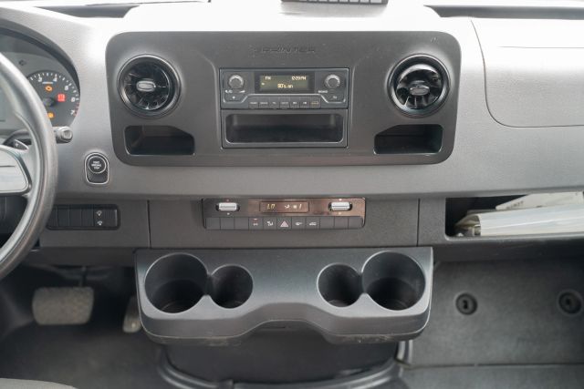 
								2020 Mercedes-Benz Sprinter 2500 Cargo High Roof w/170  WB Van 3D full									