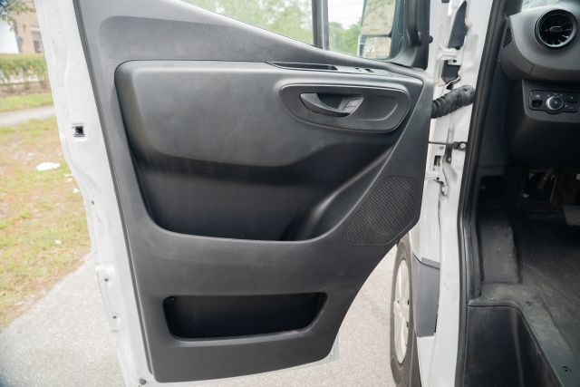 
								2020 Mercedes-Benz Sprinter 2500 Cargo High Roof w/170  WB Van 3D full									