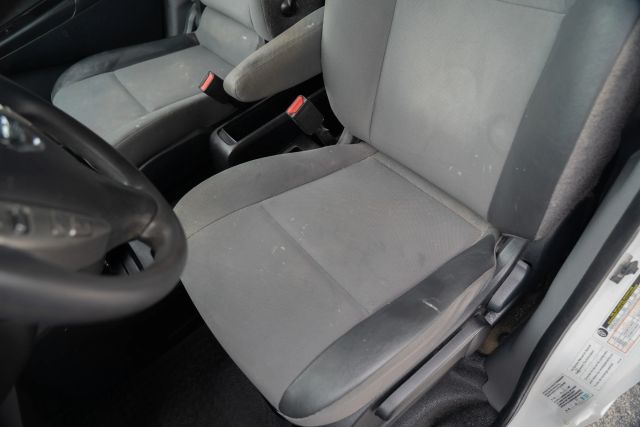 
								2019 Nissan NV200 S Van 4D full									