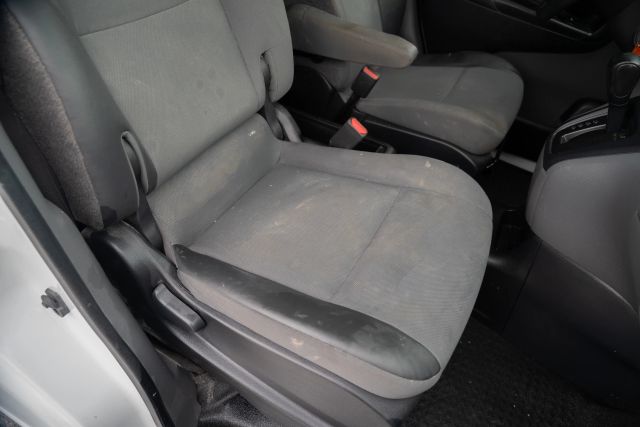 
								2019 Nissan NV200 S Van 4D full									