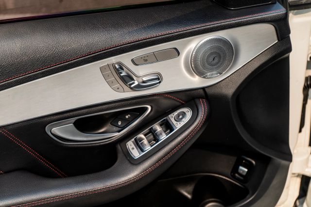 
								2020 Mercedes-Benz Mercedes-AMG C-Class C 43 AMG Sedan 4D full									