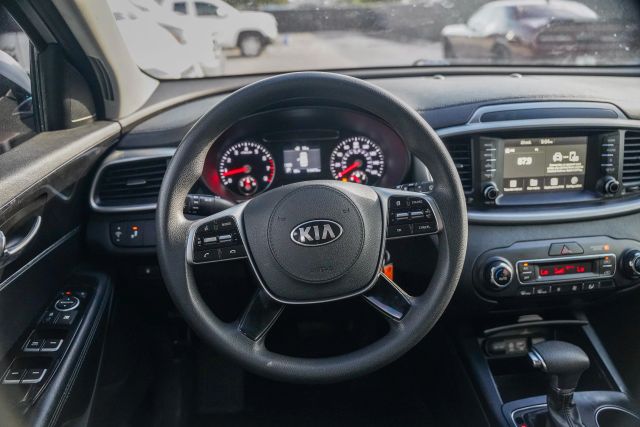 
								2019 Kia Sorento LX Sport Utility 4D full									