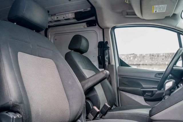 
								2019 Ford Transit Connect Cargo XL Van 4D full									