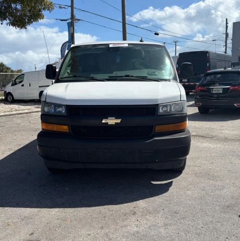 
								2019 Chevrolet Express 3500 Cargo Extended Van 3D full									
