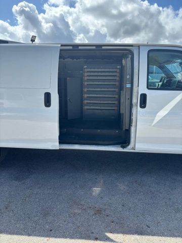 
								2019 Chevrolet Express 3500 Cargo Extended Van 3D full									