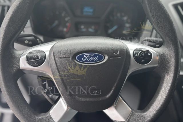
								2019 Ford Transit Cutaway 350 HD Cutaway Van 2D full									