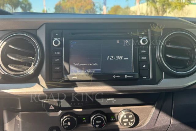 
								2019 Toyota Tacoma Double Cab SR5 Pickup 4D 5 ft full									