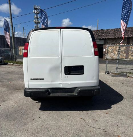 
								2019 Chevrolet Express 3500 Cargo Extended Van 3D full									