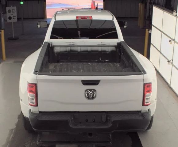 
								2022 Ram 3500 Crew Cab Tradesman Pickup 4D 8 ft full									
