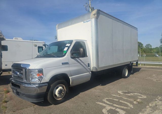 
								2021 Ford E350 Super Duty Cutaway Cutaway Van 2D full									