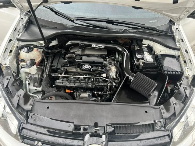 
								2012 Volkswagen Golf R Hatchback 2D full									