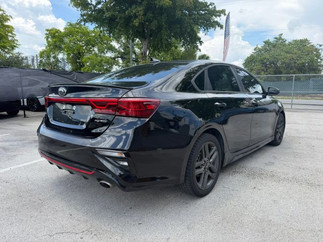 
								2020 Kia Forte GT-Line Sedan 4D full									