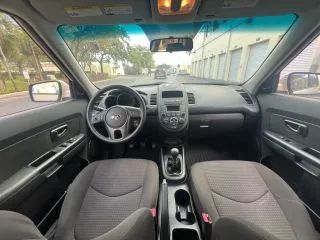 
								2013 Kia Soul Wagon 4D full									