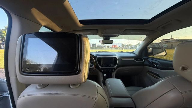 
								2023 GMC Acadia SLT Sport Utility 4D full									